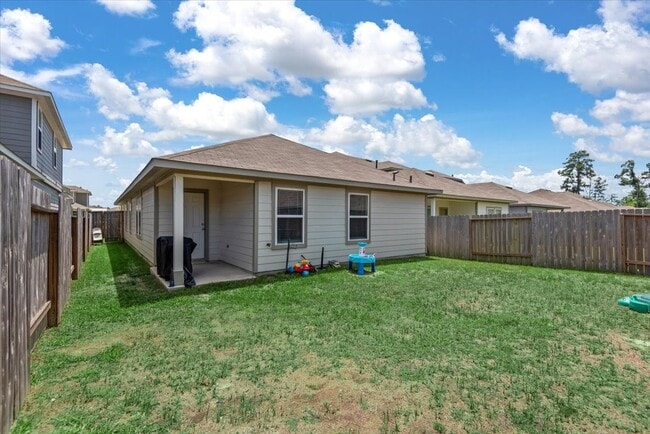 Building Photo - 14208 Fern Meadows Dr