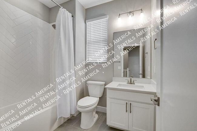 Building Photo - 144 Kimberlite Dr
