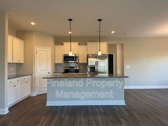 Building Photo - 4732 Mastercraft Ct