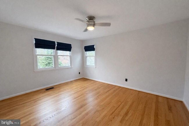 Building Photo - 1744 Lockerbie Ln