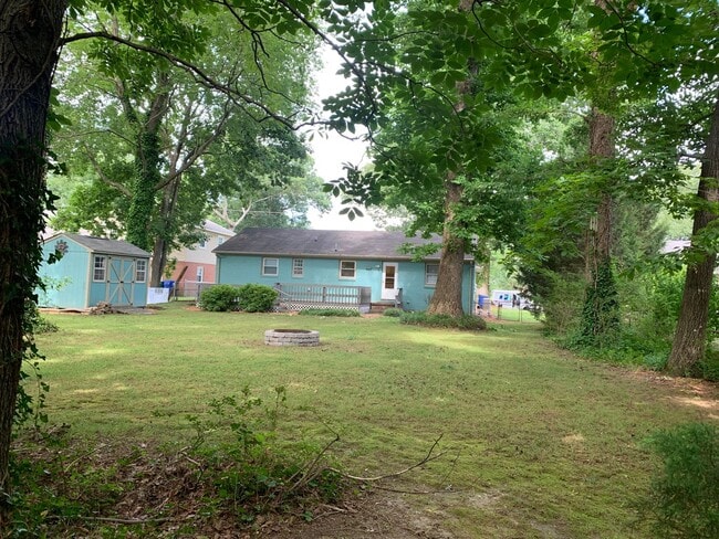 Building Photo - 309 Ronald Dr