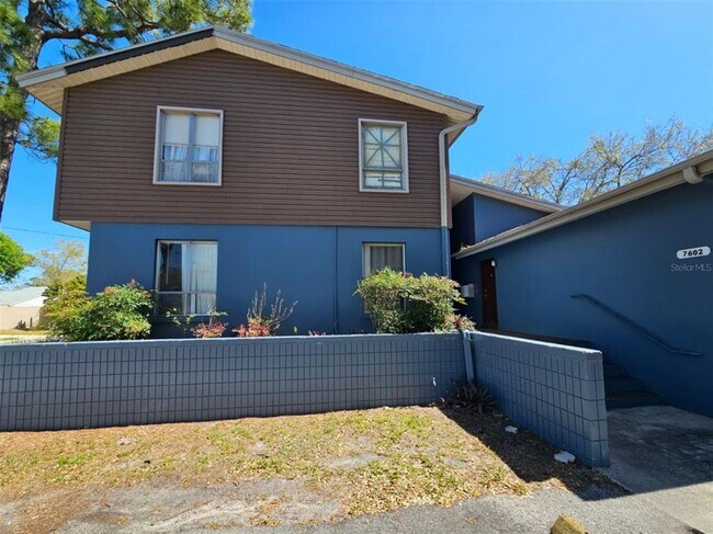 Primary Photo - 7602 W Powhatan Ave