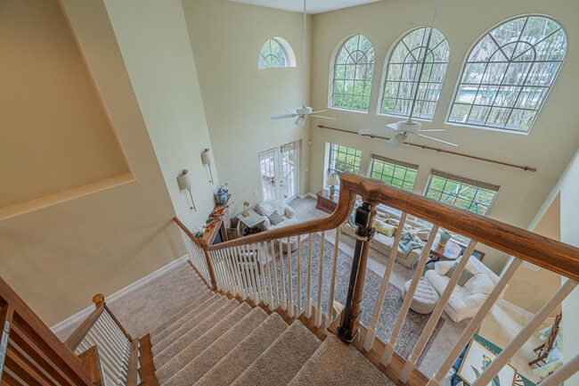 Building Photo - 500 Hidden Hollow Dr