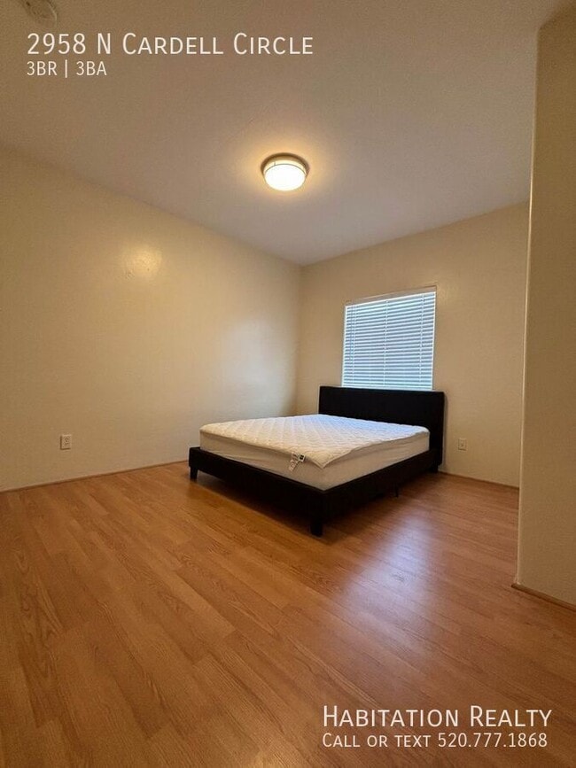 Building Photo - 2958 N Cardell Cir