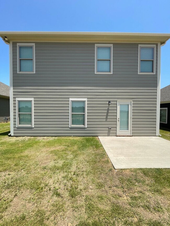 Building Photo - Home for Rent in Cullman, AL!! Available t...