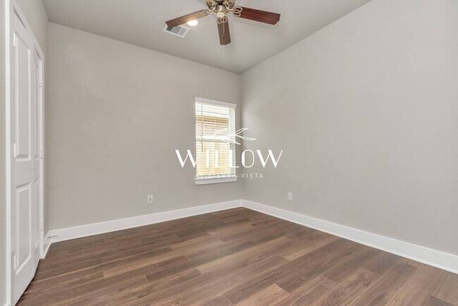 Building Photo - Spacious 4-Bedroom Home in a GREAT Community!