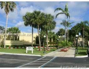 Building Photo - 8065 SW 107th Ave