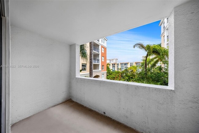 Building Photo - 17125 N Bay Rd