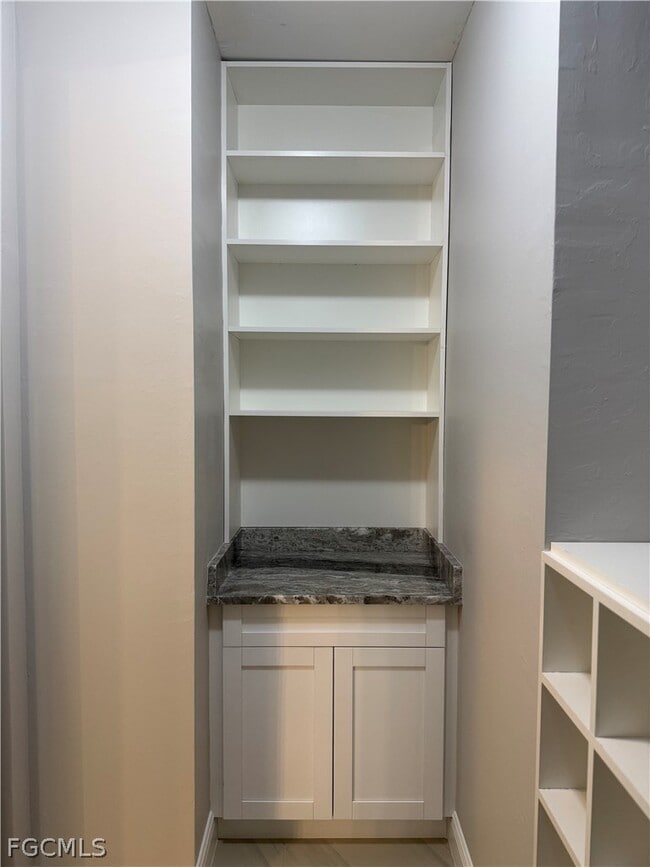 Building Photo - 3013 4th St W