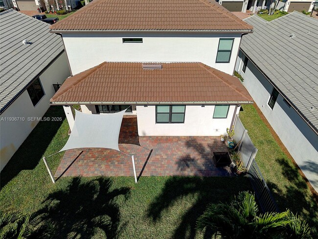 Building Photo - 8197 Hanoverian Dr