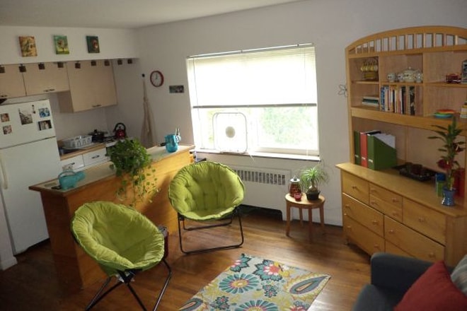 Building Photo - 413 Volkert Pl