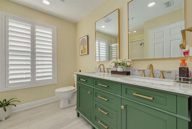 Building Photo - 4603 Overlook Dr NE