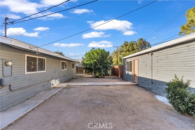 Building Photo - 14147 Arrowhead Dr