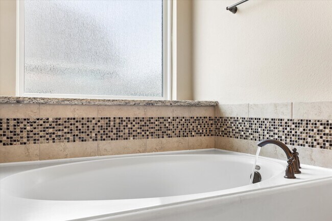 Building Photo - 14738 E Apricot Blush Ct