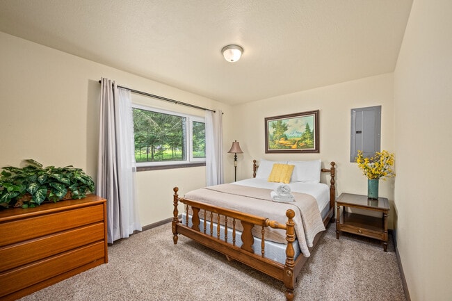 Building Photo - 623 W Florida Cir