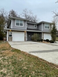 Building Photo - 916-918 9th Street