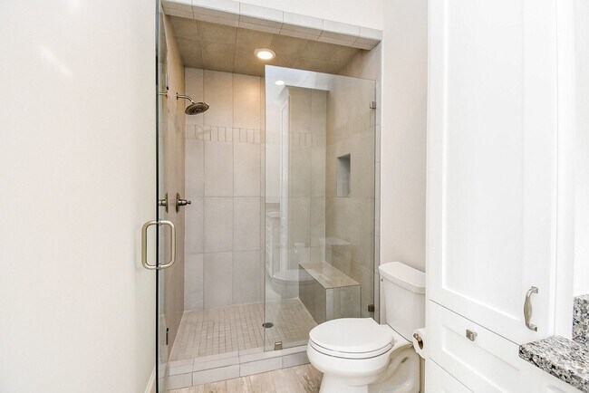 Building Photo - 810 Remington Glade Dr