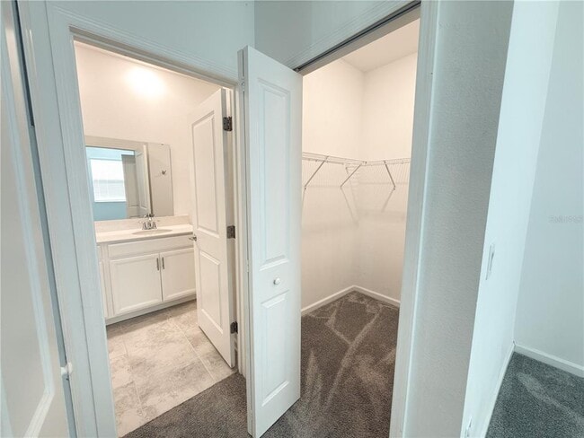 Building Photo - 6300 Chirpine Ln