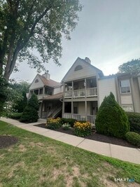 Building Photo - 33 Langdon Ct