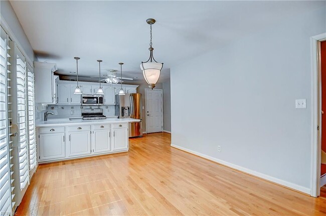Building Photo - 601 Fort Raleigh Dr