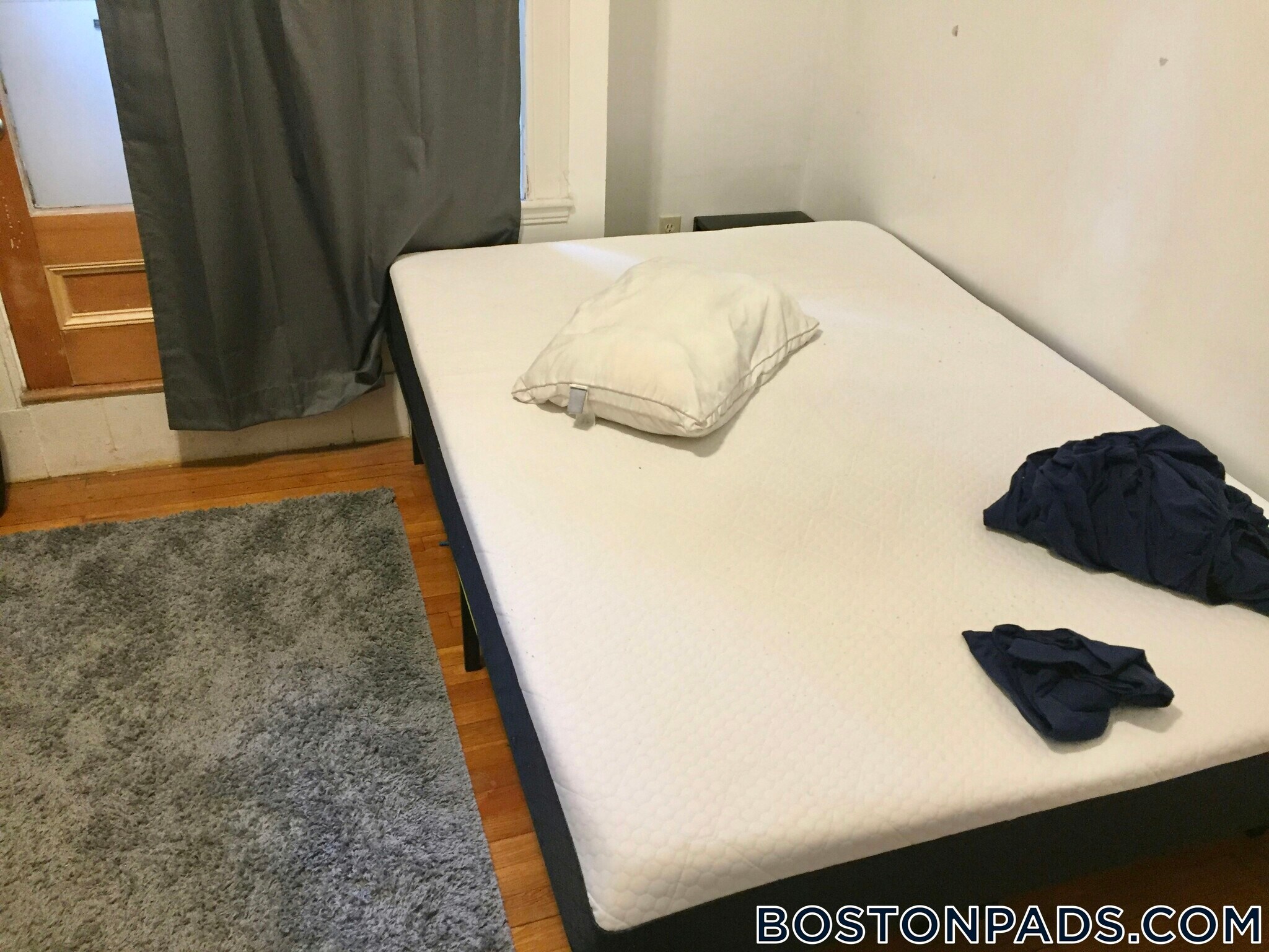 Building Photo - 157 Thorndike St