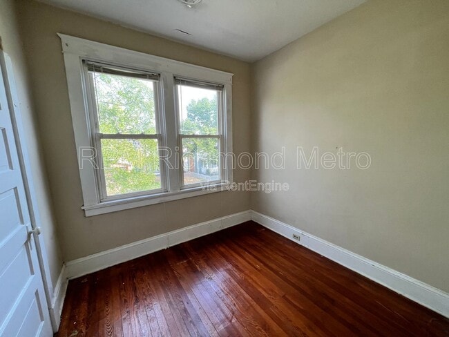 Building Photo - 615 N 37th St