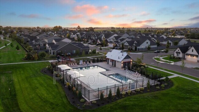 Building Photo - 10238 Hazy Gln Dr