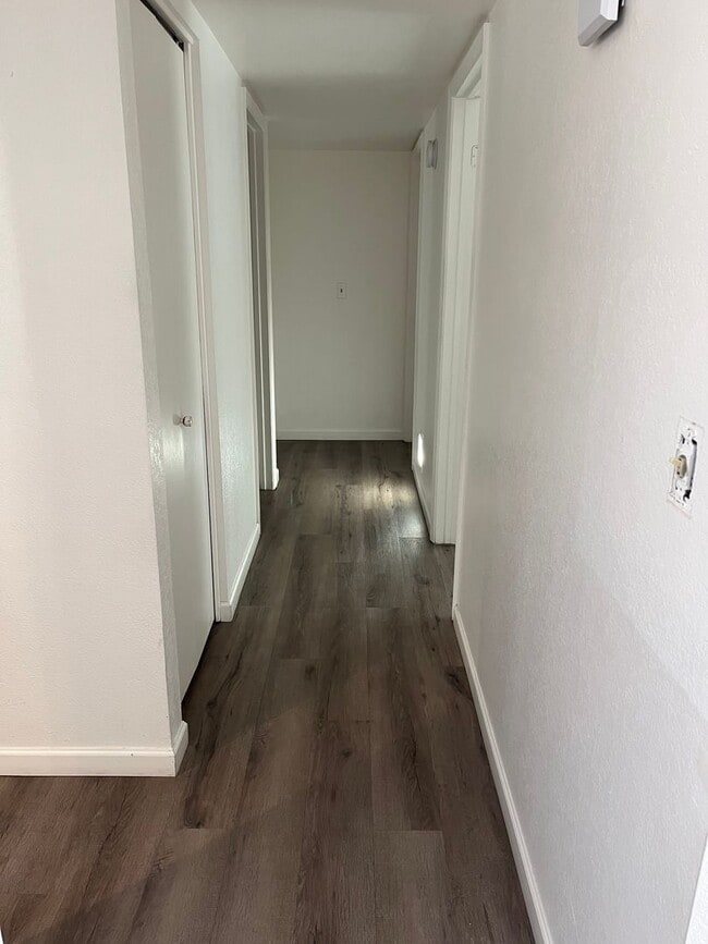 Building Photo - Perfect unit in Tempe!