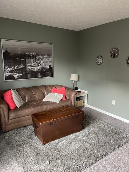 Living Room - 2904 Asbury Ct