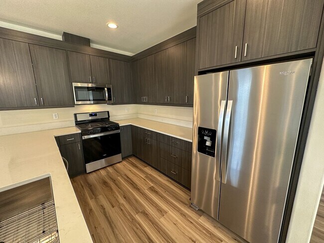 Building Photo - BOONE661-663 -NEW