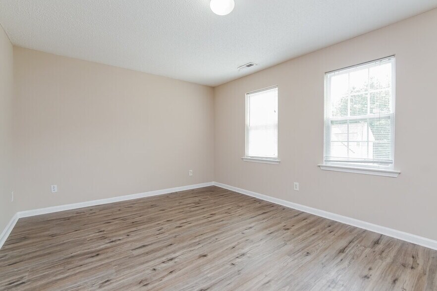 Building Photo - 7032 Paint Rock Ln