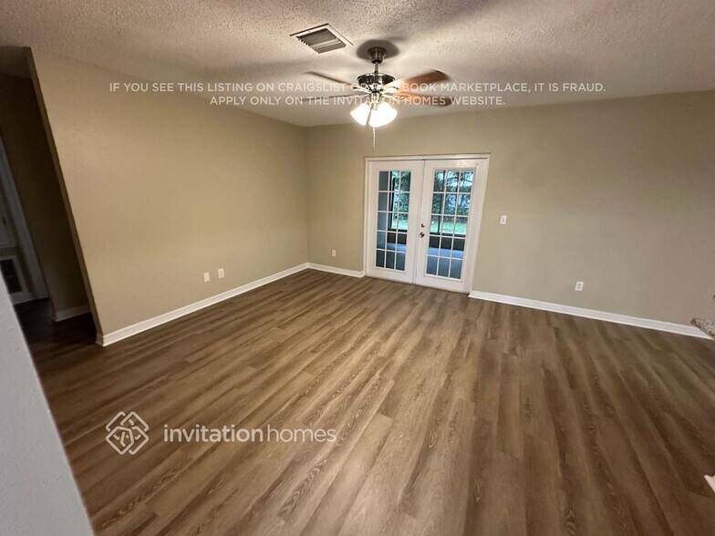 Building Photo - 608 Valley Hill Dr