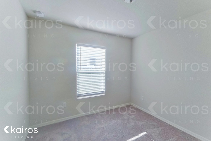 Building Photo - 1247 Huntington St
