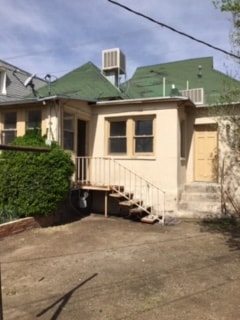 Building Photo - 1522 Yandell Dr