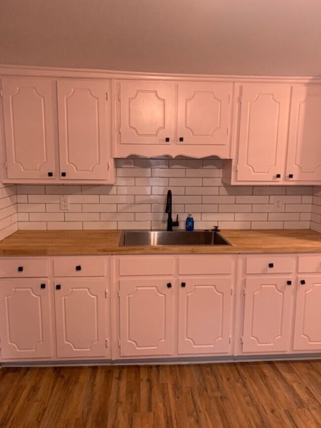 Building Photo - 215 Culp Street, Union SC 29379