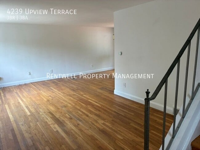 Building Photo - 4239 Upview Ter