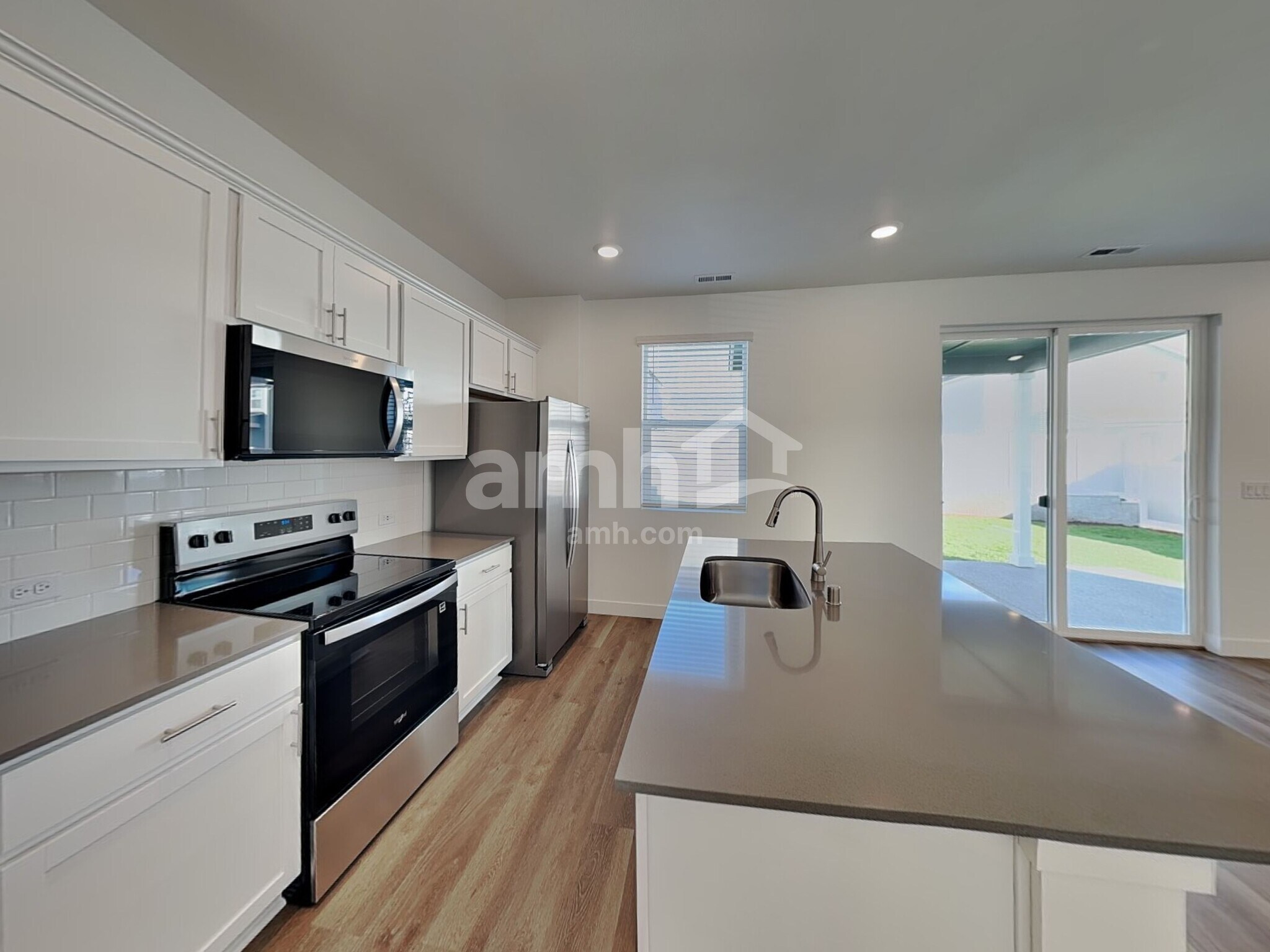 Building Photo - 4757 85th Ave NE