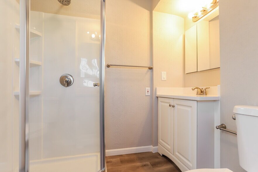 Building Photo - 8428 Rabbitbrush Way