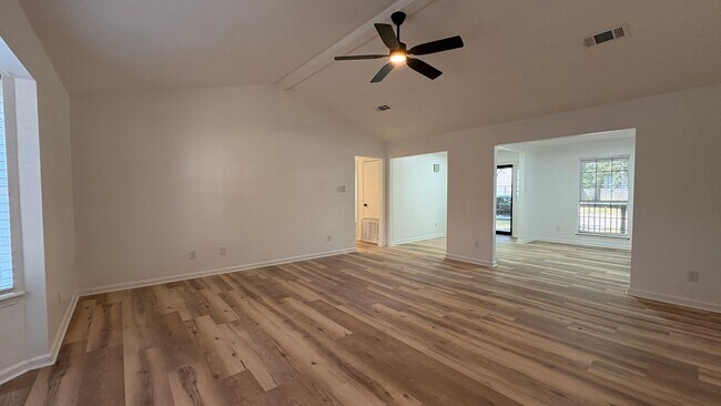 Building Photo - 2312 Coraltree Dr