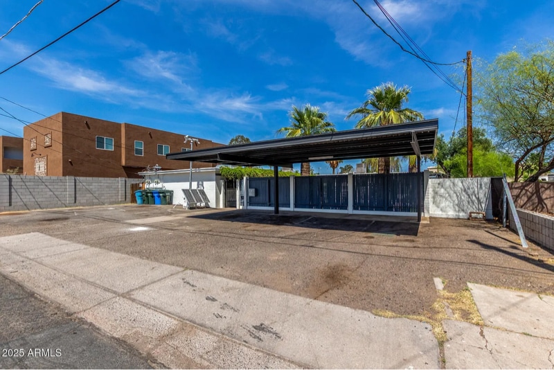 Building Photo - 4235 N 13th Pl