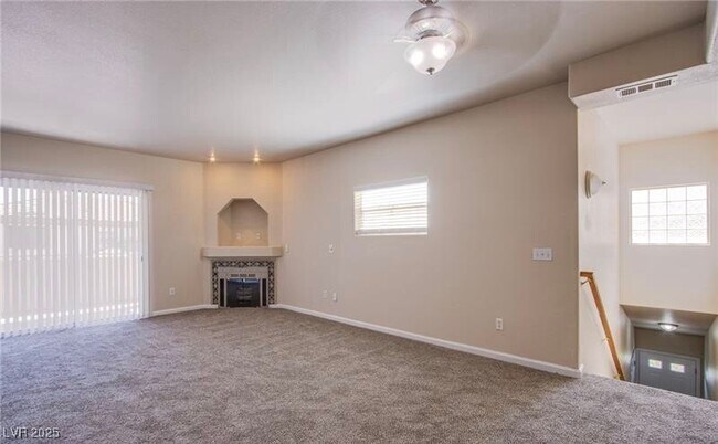 Building Photo - 6704 Dorita Ave