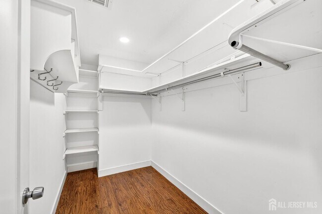 Building Photo - 262 Prospect Ave