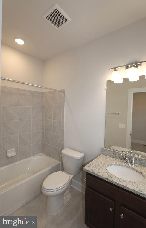 Building Photo - 9 Morrison Dr