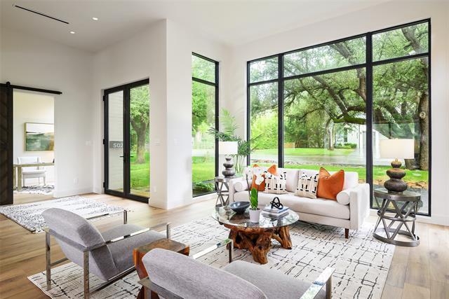 Building Photo - 5023 Lilac Ln