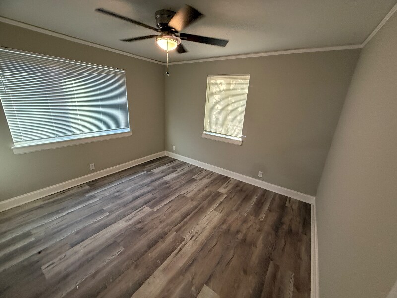 Building Photo - 2727 Pelzer Ave