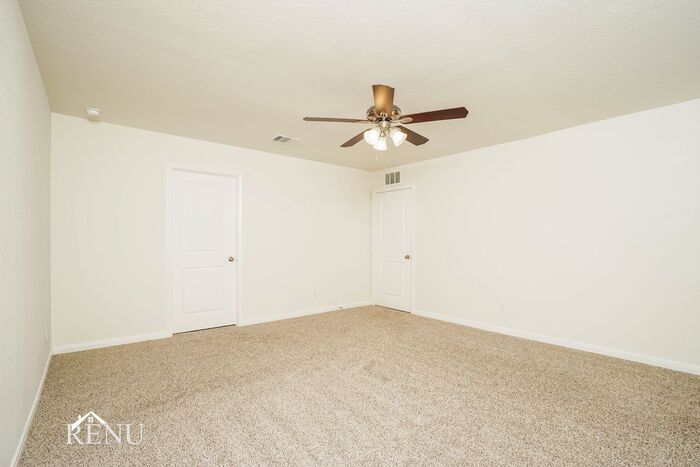 Building Photo - 5015 Firefly Hls