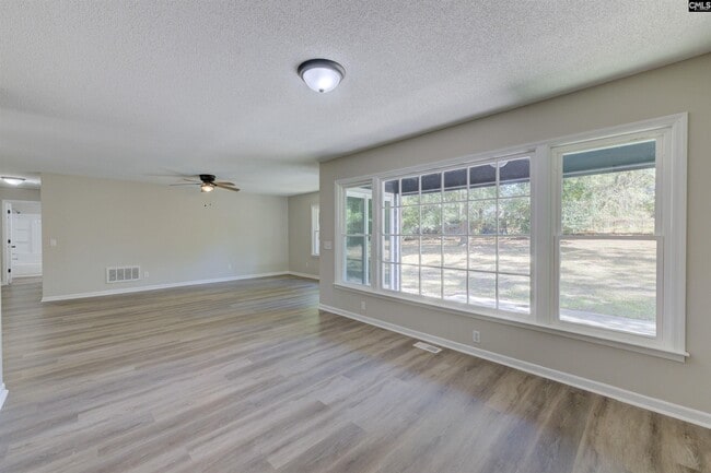 Building Photo - 30 Cardington Ct