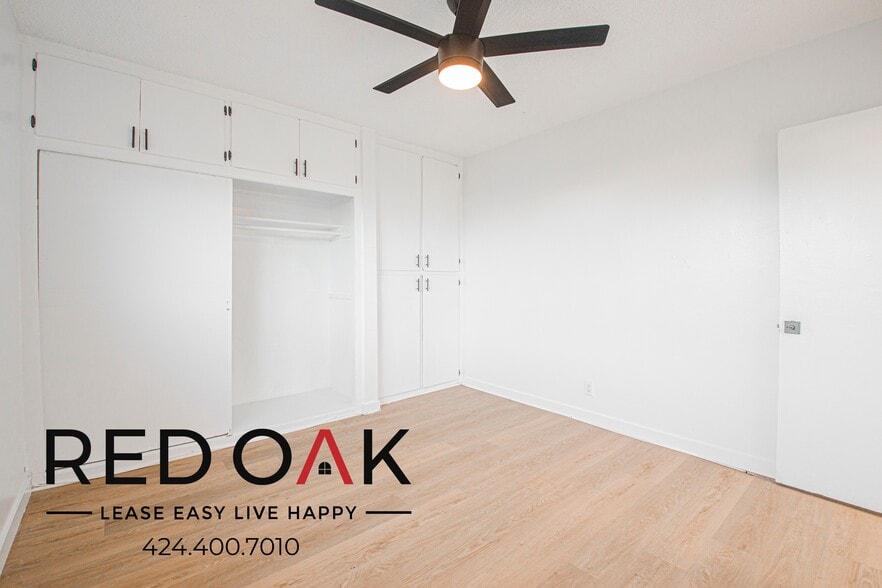 Building Photo - 1115 W 111th St