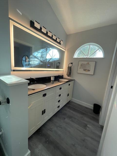 Building Photo - 3602 Fairway Dr N