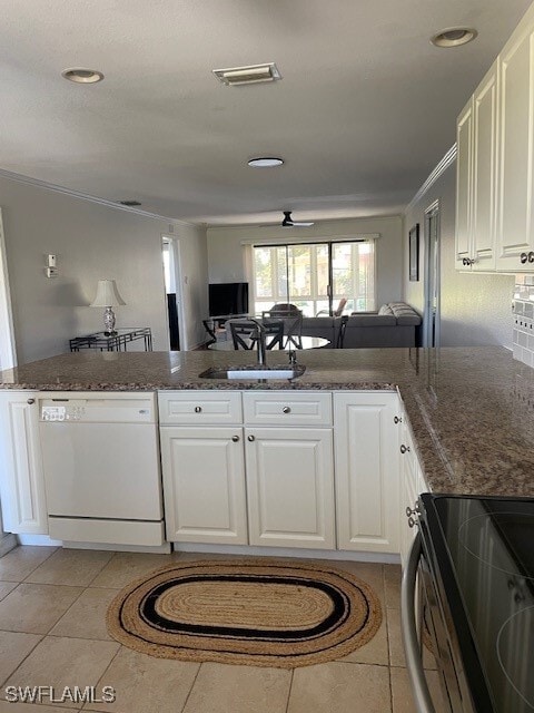 Building Photo - 632 Victoria Dr